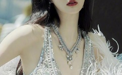 在车里打扑克的又叫又疼